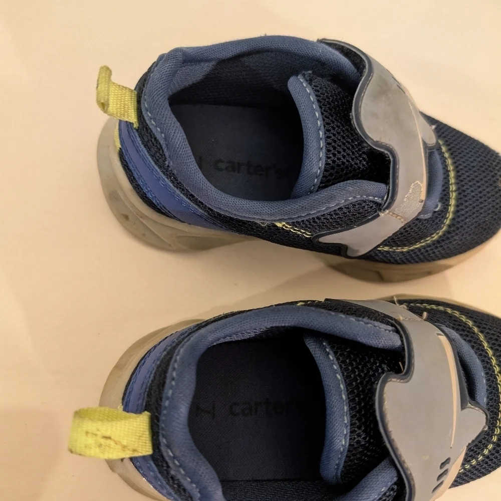 Carter's Toddler Boy Light Up Velcro Strap Shark-Themed Sneakers in Size 7